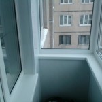 Остекление балконов с выносом